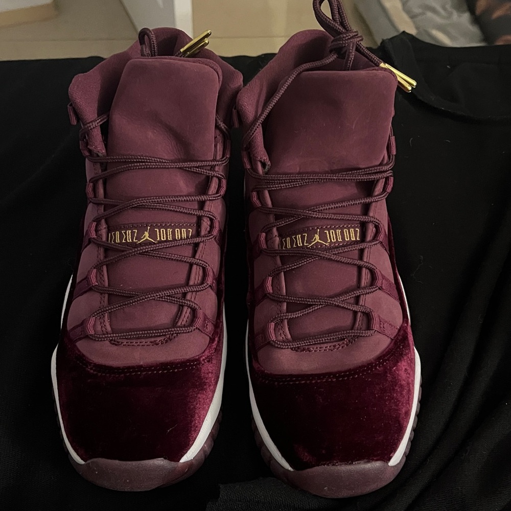 Jordan Athletic Shoes in Burgundy and Gold